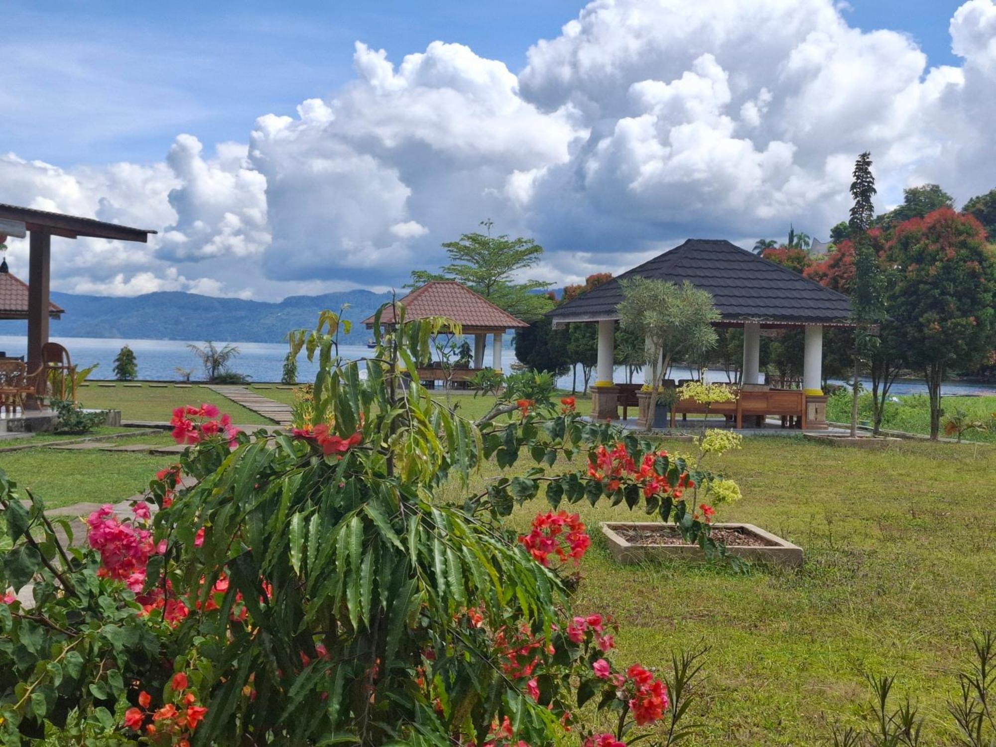 Juma Cottages Tuk Tuk Luaran gambar